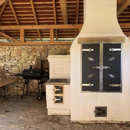 Tiszafa Vendeghaz Гостевой дом